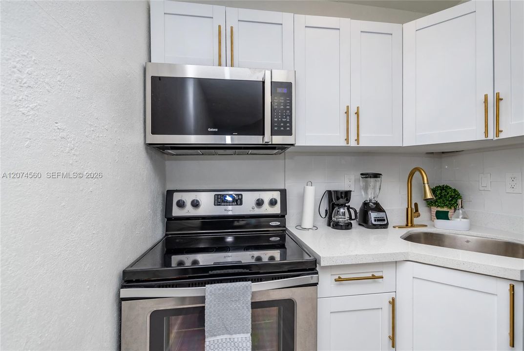 For Rent: $2,000 (1 beds, 1 baths, 500 Square Feet)