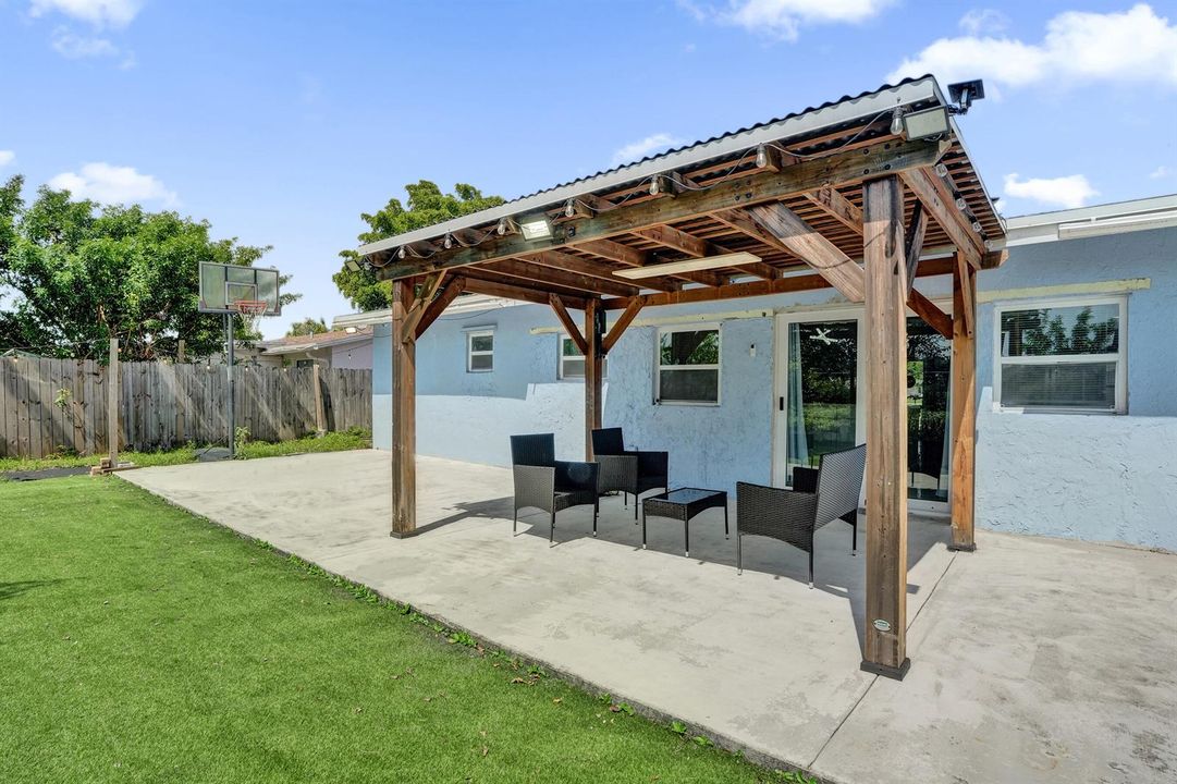 10 Backyard 1