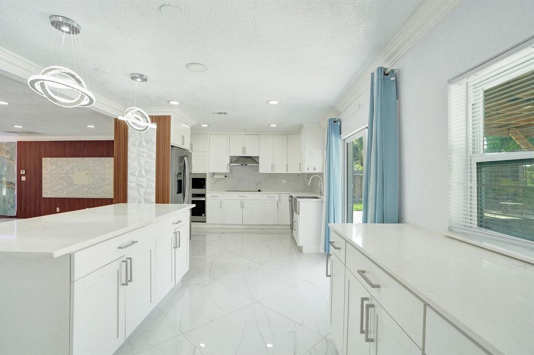 04 Kitchen 10