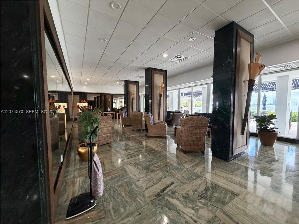 For Rent: $3,500 (2 beds, 2 baths, 1350 Square Feet)
