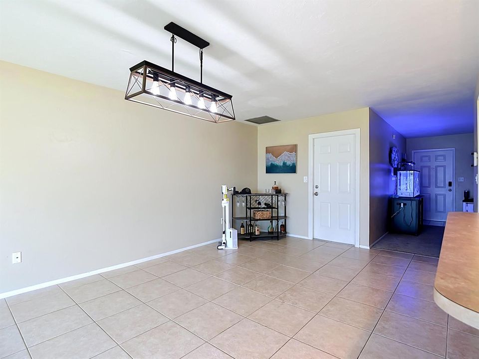 1832 SE Van Loon Terrace-38