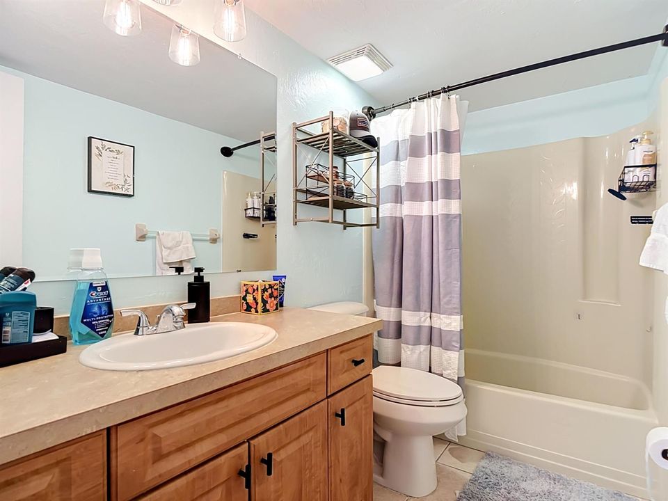 1832 SE Van Loon Terrace-52