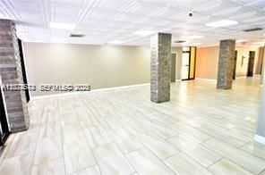 For Rent: $1,450 (1 beds, 1 baths, 840 Square Feet)