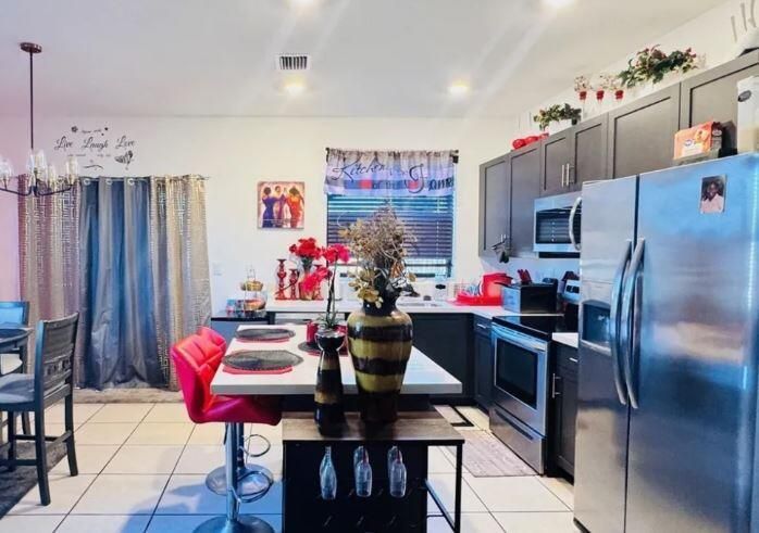 KITCHEN VIEW 2