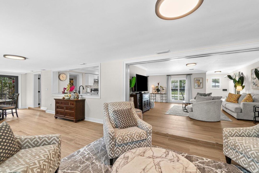 Living Room to Florida Room