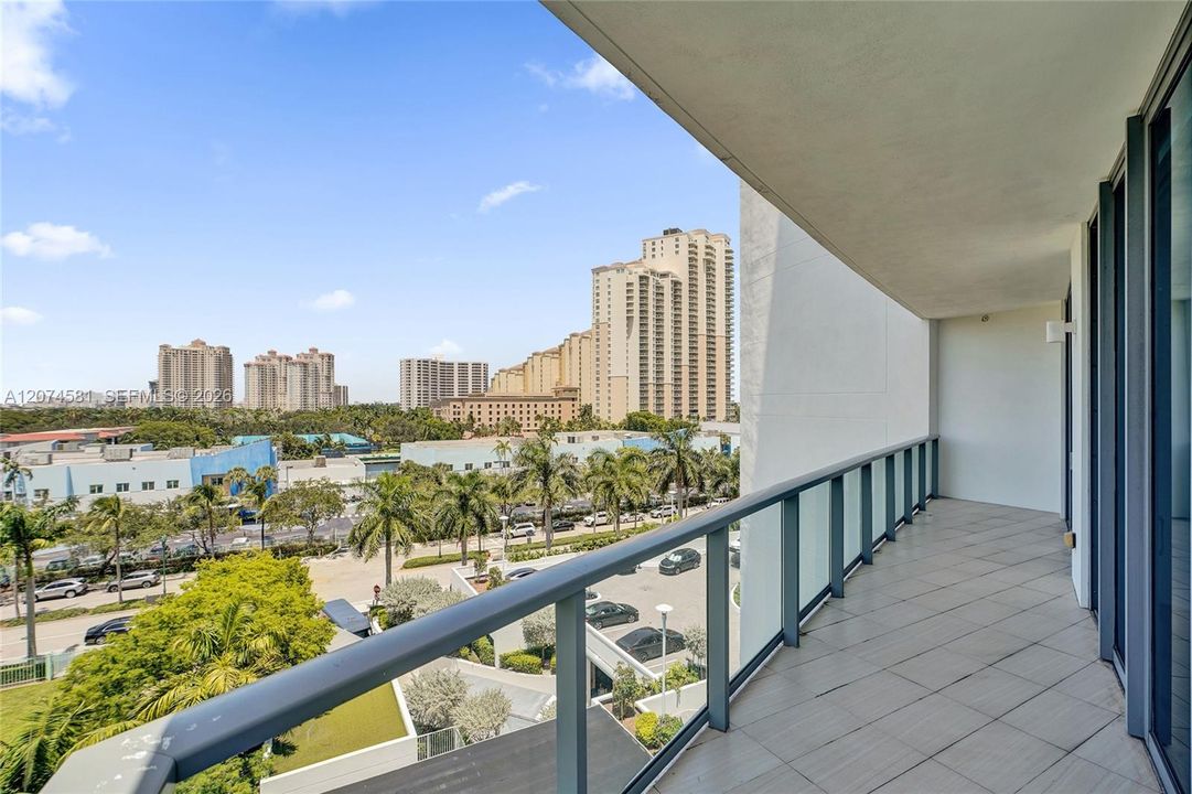 For Sale: $1,295,000 (2 beds, 2 baths, 2103 Square Feet)