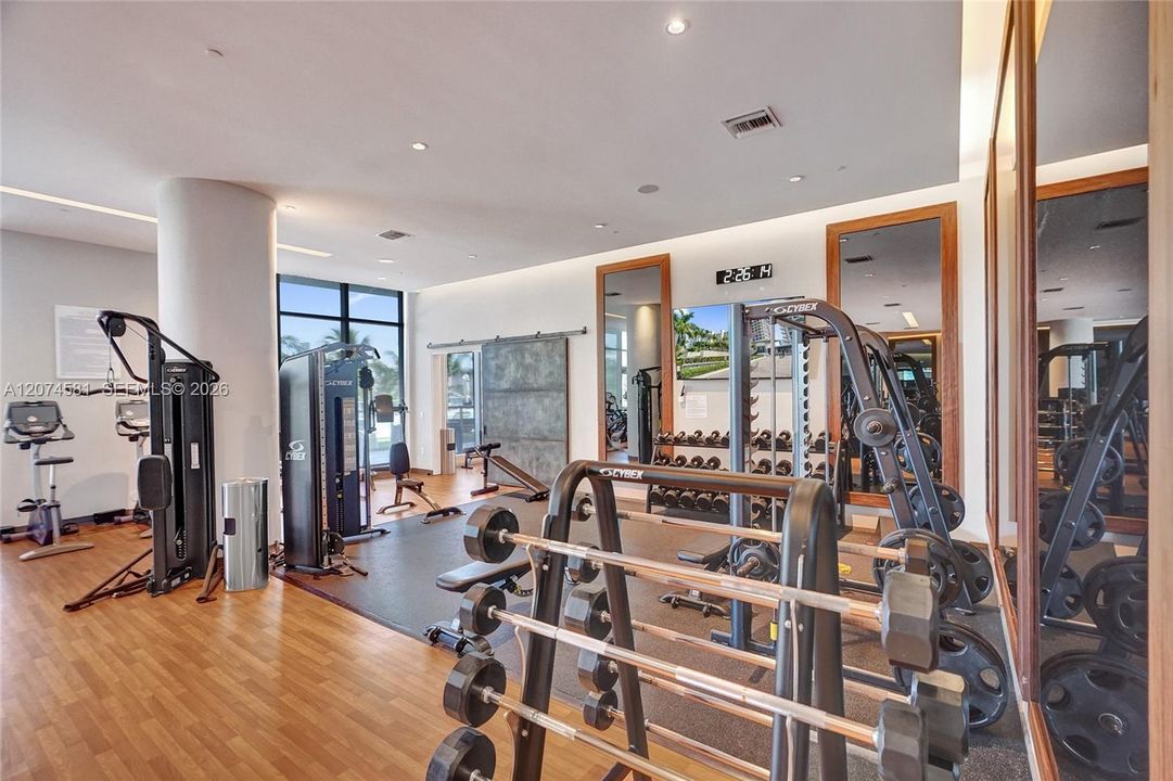 For Sale: $1,295,000 (2 beds, 2 baths, 2103 Square Feet)