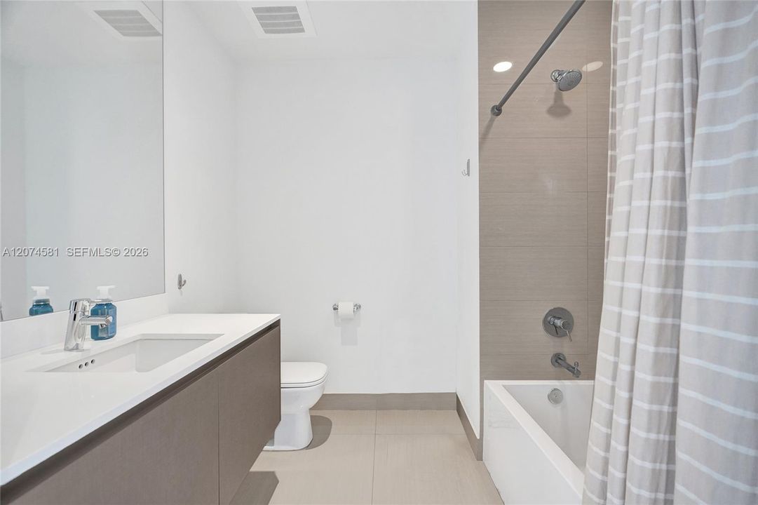 For Sale: $1,295,000 (2 beds, 2 baths, 2103 Square Feet)