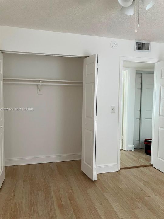 For Rent: $1,700 (2 beds, 2 baths, 959 Square Feet)