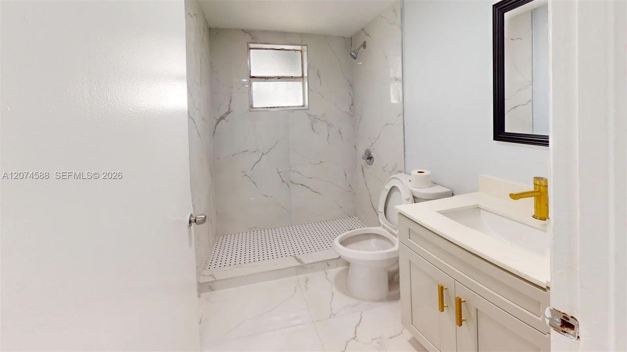 For Rent: $2,800 (3 beds, 2 baths, 4434 Square Feet)