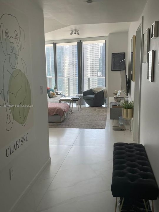 For Sale: $950,000 (2 beds, 2 baths, 1279 Square Feet)
