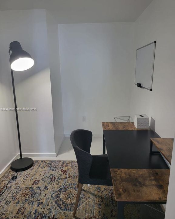 For Sale: $950,000 (2 beds, 2 baths, 1279 Square Feet)