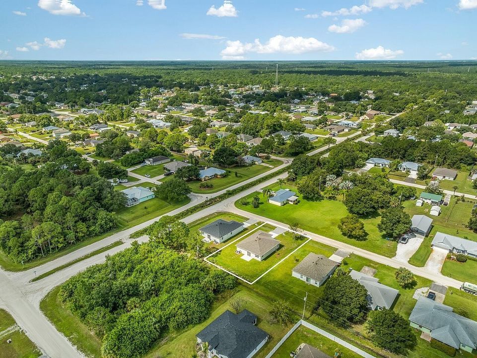 8526-102nd-Ct-HigMedia-004-1280