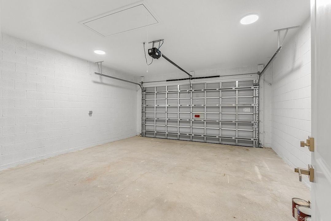 8526-102nd-Ct-HigMedia-037-1280