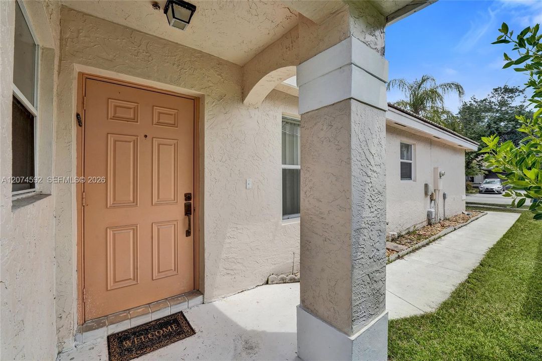 For Sale: $609,900 (4 beds, 2 baths, 1477 Square Feet)