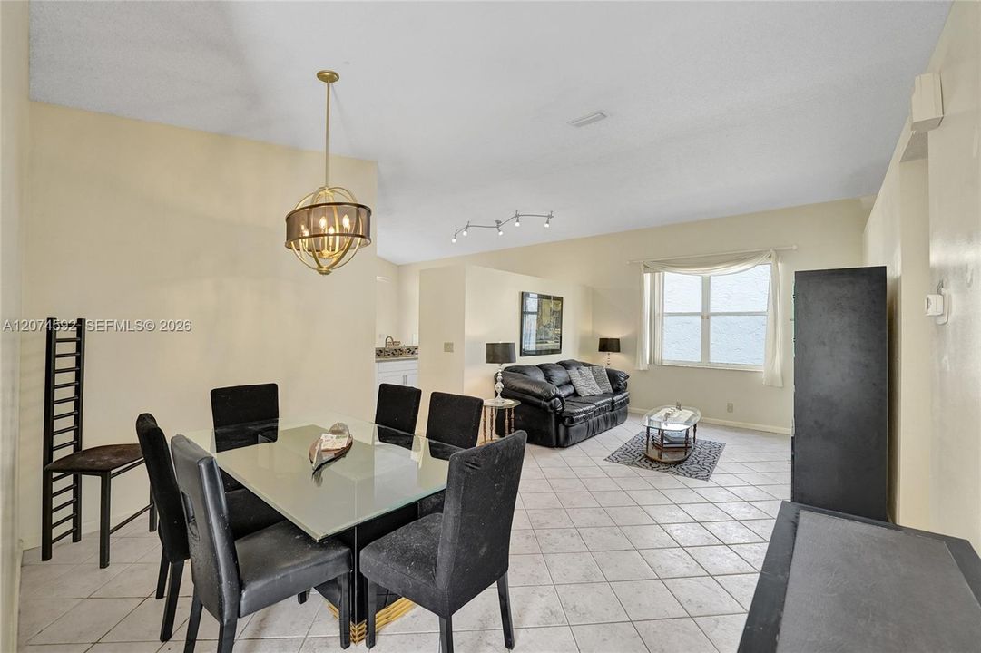 For Sale: $609,900 (4 beds, 2 baths, 1477 Square Feet)