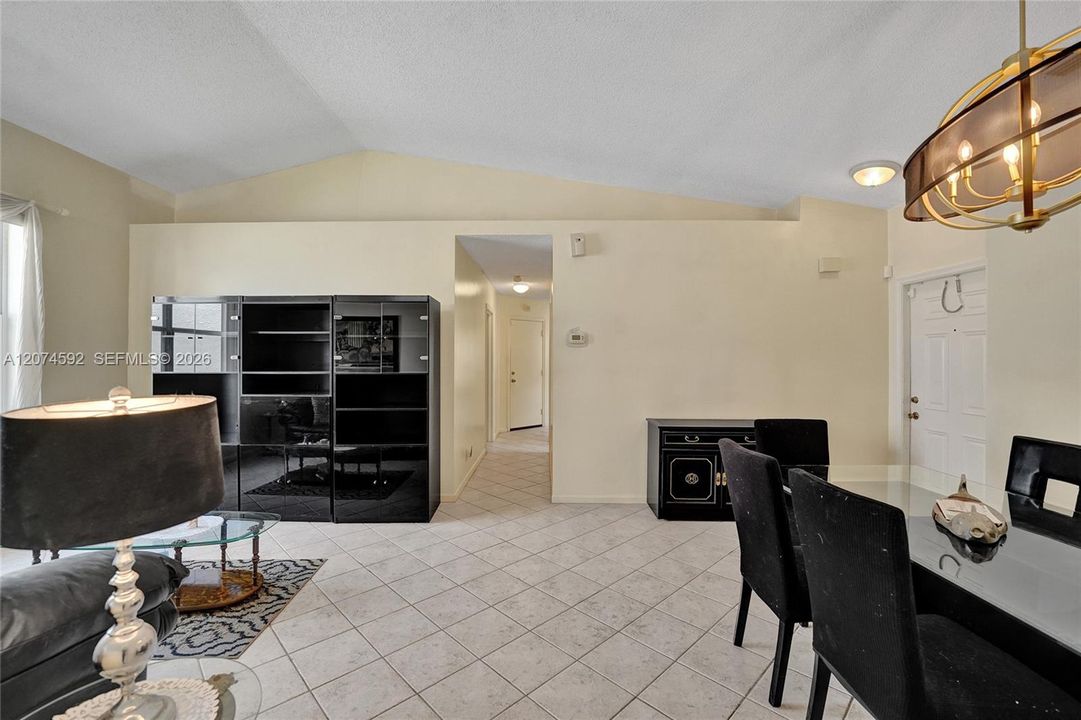 For Sale: $609,900 (4 beds, 2 baths, 1477 Square Feet)