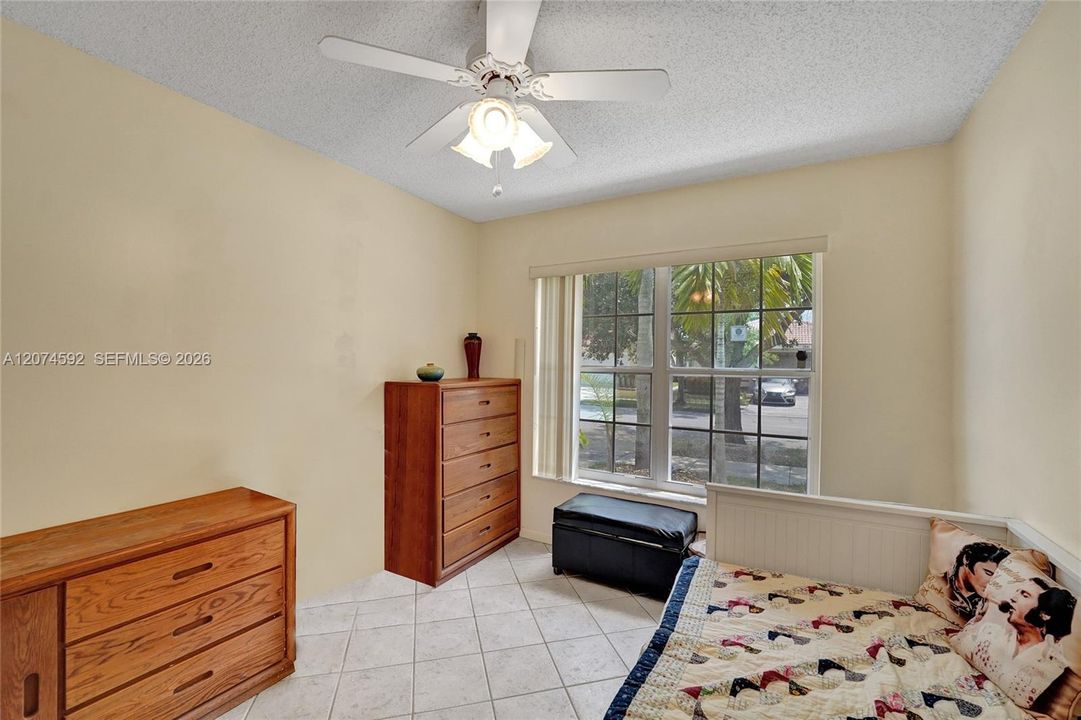 For Sale: $609,900 (4 beds, 2 baths, 1477 Square Feet)
