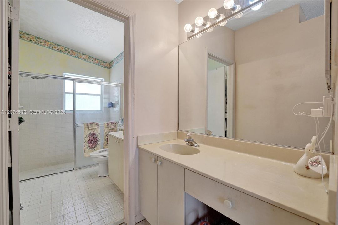 For Sale: $609,900 (4 beds, 2 baths, 1477 Square Feet)