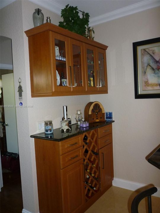 For Rent: $3,900 (3 beds, 2 baths, 1559 Square Feet)
