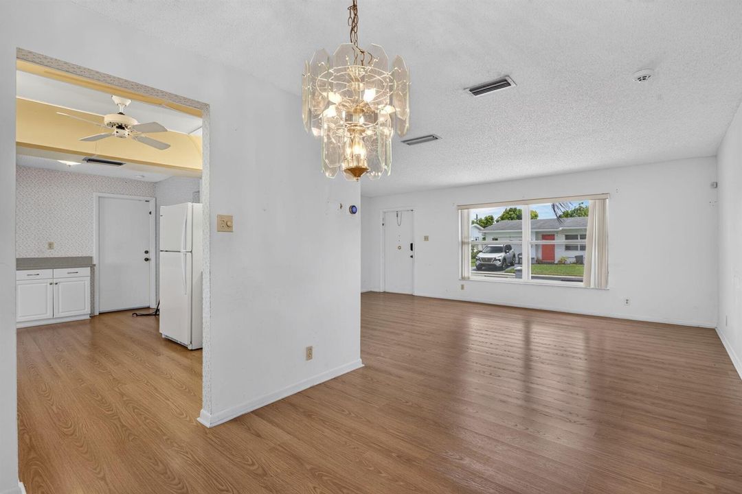 11-web-or-mls-1055-2411