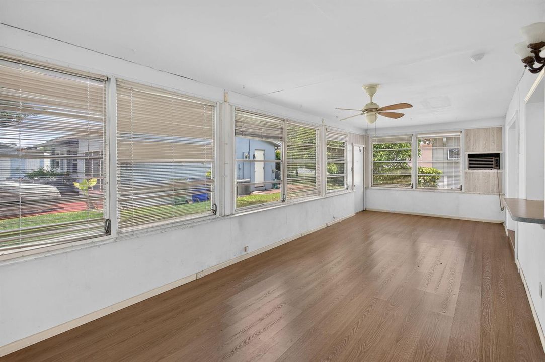 23-web-or-mls-1055-2471