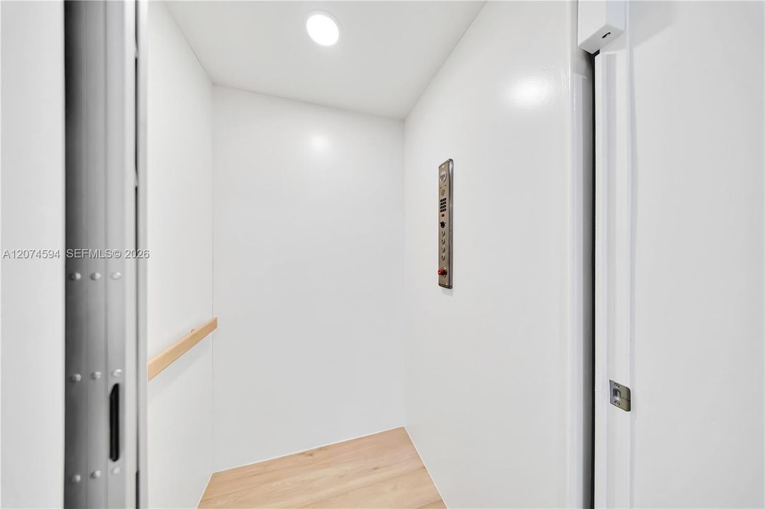 For Rent: $15,000 (4 beds, 3 baths, 2638 Square Feet)