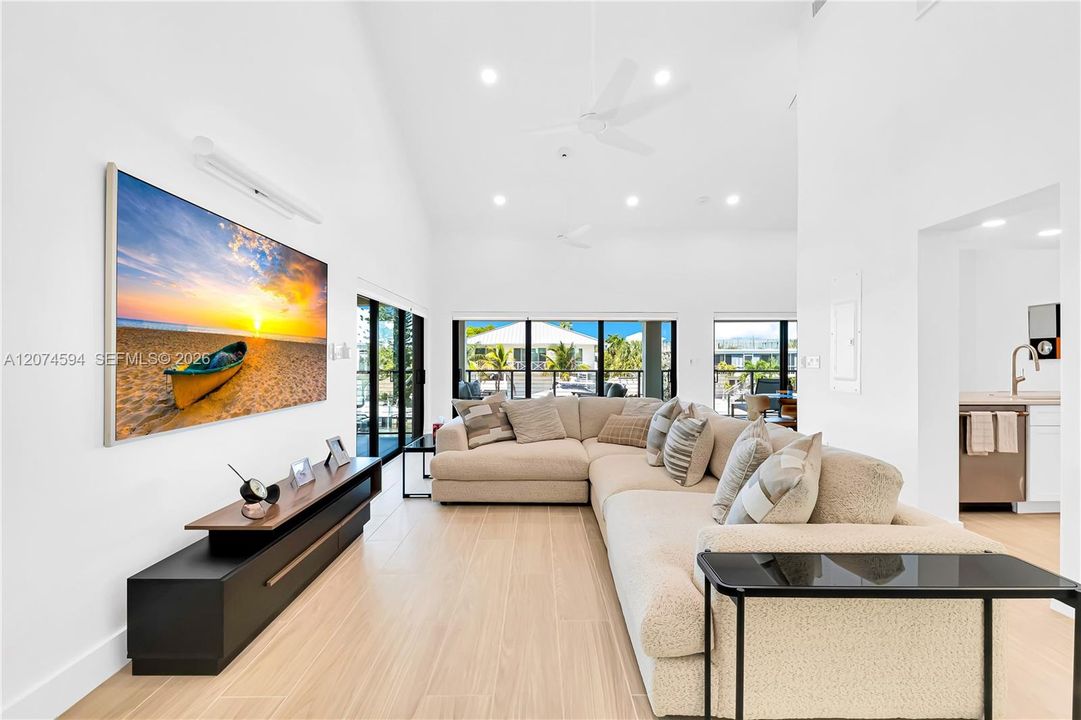 For Rent: $15,000 (4 beds, 3 baths, 2638 Square Feet)