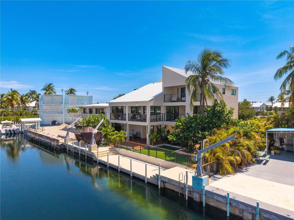 For Rent: $15,000 (4 beds, 3 baths, 2638 Square Feet)
