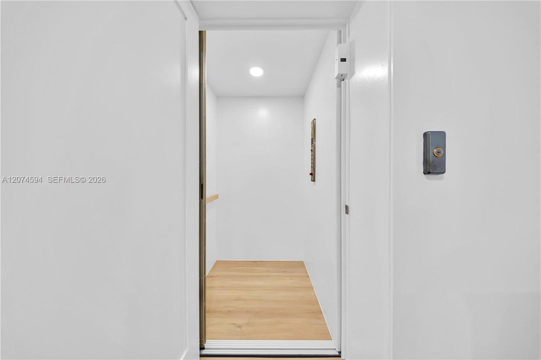 For Rent: $15,000 (4 beds, 3 baths, 2638 Square Feet)