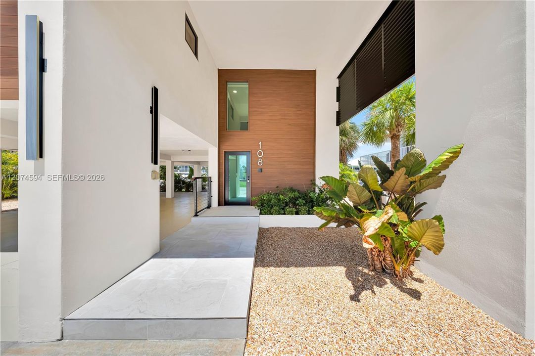 For Rent: $15,000 (4 beds, 3 baths, 2638 Square Feet)