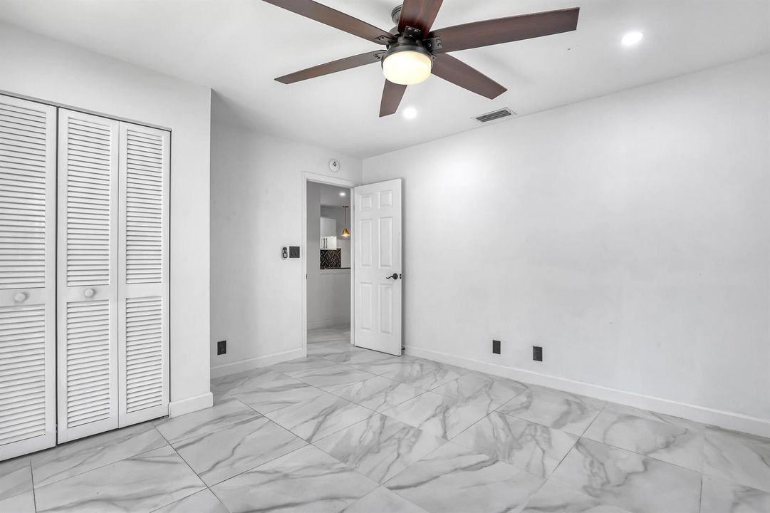 Guest Room, Den or Office