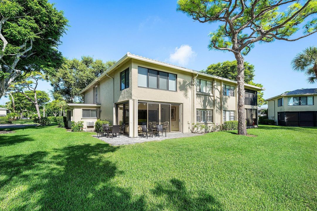 040-16WestgateLane-BoyntonBeach-FL-33436