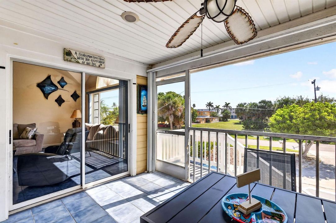 SCREENED PORCH