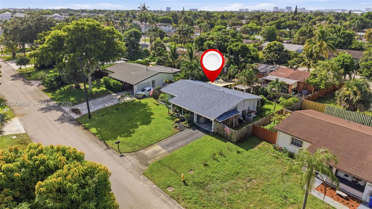 For Sale: $499,900 (2 beds, 1 baths, 1067 Square Feet)