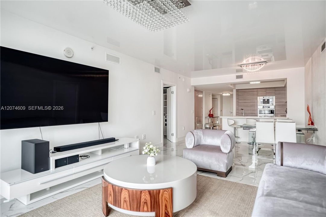For Rent: $6,500 (3 beds, 3 baths, 1524 Square Feet)