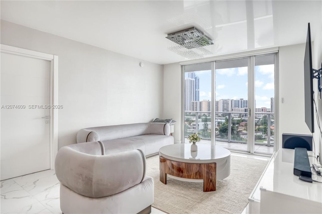 For Rent: $6,500 (3 beds, 3 baths, 1524 Square Feet)