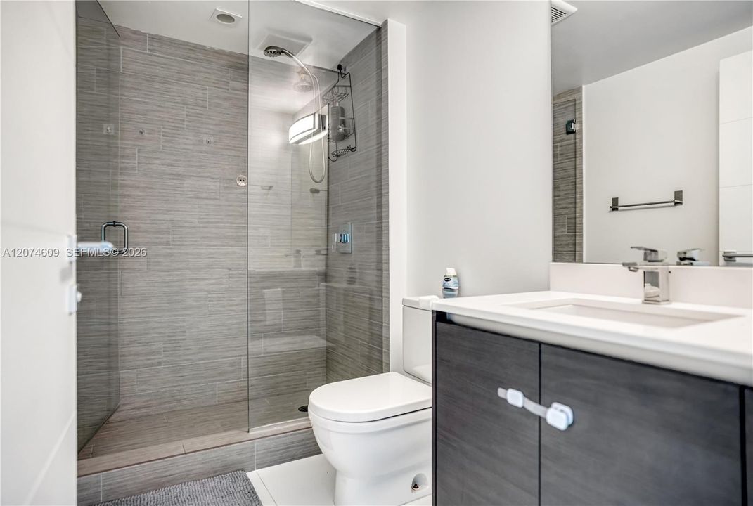 For Rent: $6,500 (3 beds, 3 baths, 1524 Square Feet)