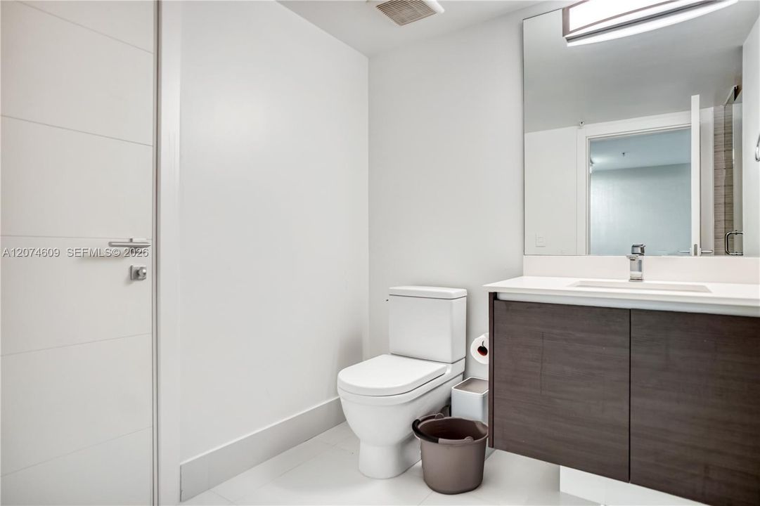 For Rent: $6,500 (3 beds, 3 baths, 1524 Square Feet)