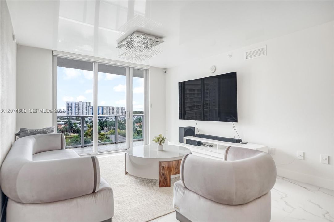 For Rent: $6,500 (3 beds, 3 baths, 1524 Square Feet)