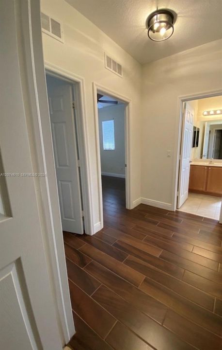 На продажу: $495,000 (3 спален, 2 ванн, 1768 Квадратных фут)