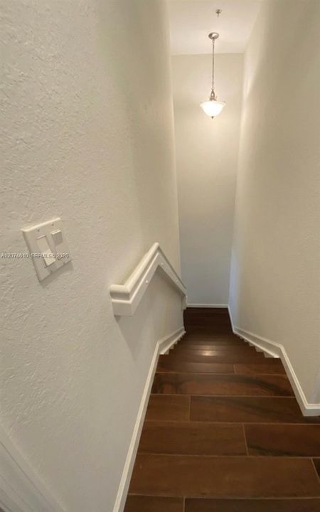 На продажу: $495,000 (3 спален, 2 ванн, 1768 Квадратных фут)