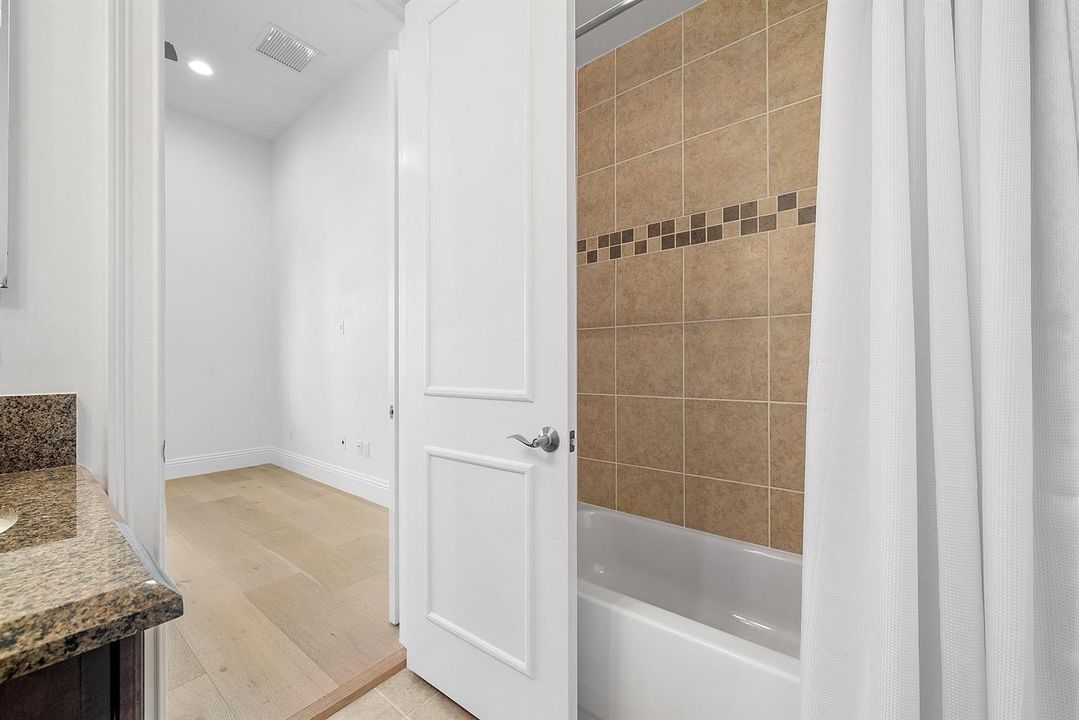 033-9599MoritzWay-DelrayBeach-FL-33446-S