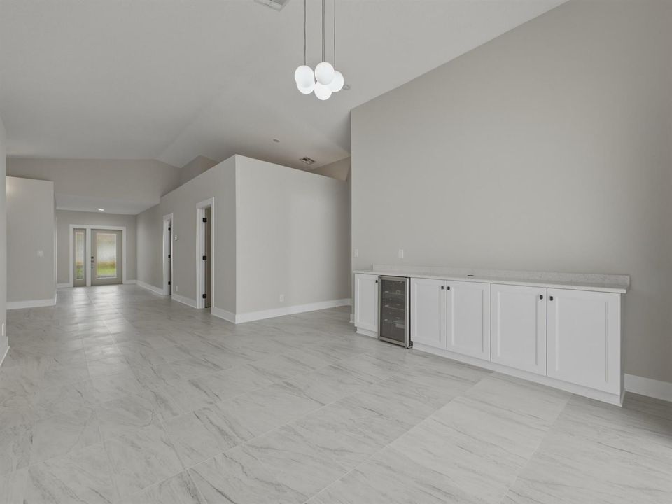Family to Foyer