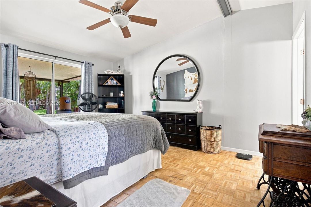 For Sale: $750,000 (3 beds, 2 baths, 1501 Square Feet)