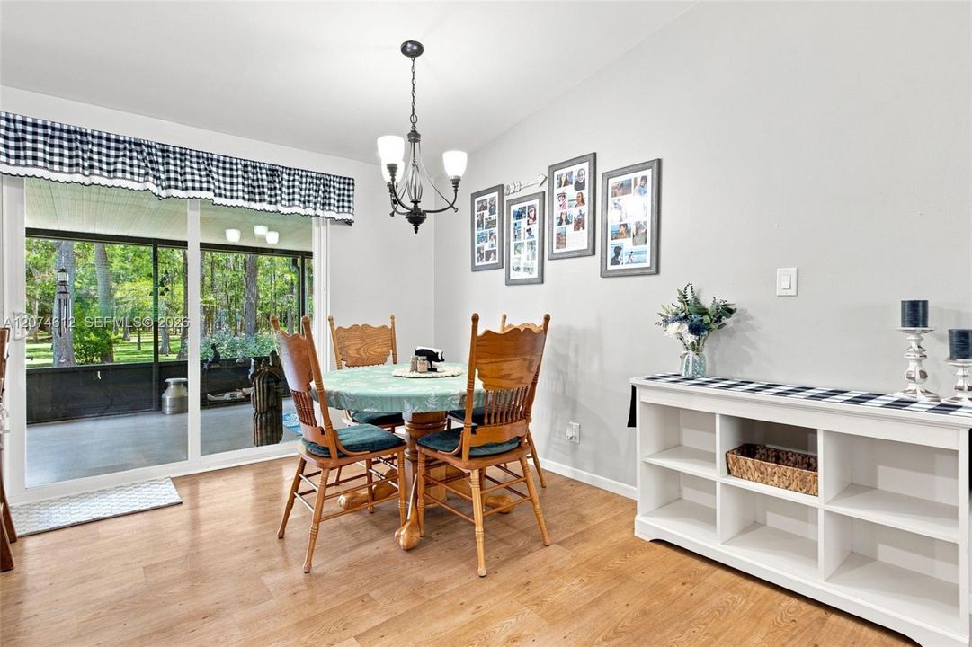 For Sale: $750,000 (3 beds, 2 baths, 1501 Square Feet)