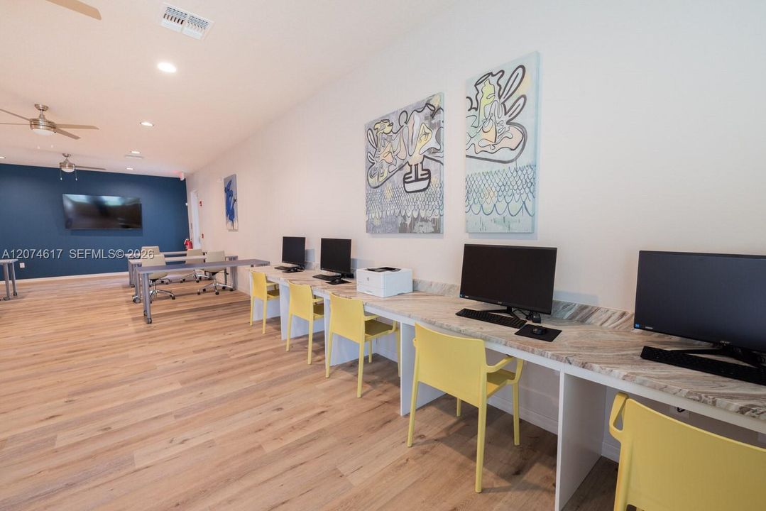 Cyber Cafe