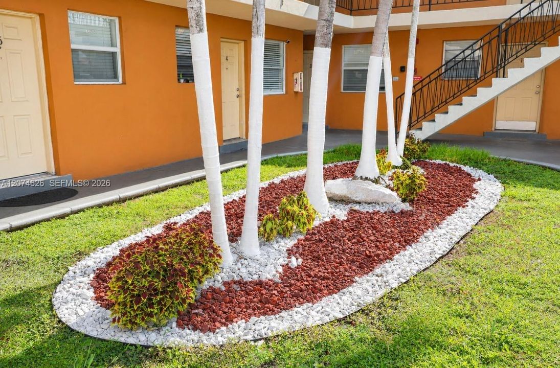 For Rent: $1,650 (1 beds, 1 baths, 680 Square Feet)