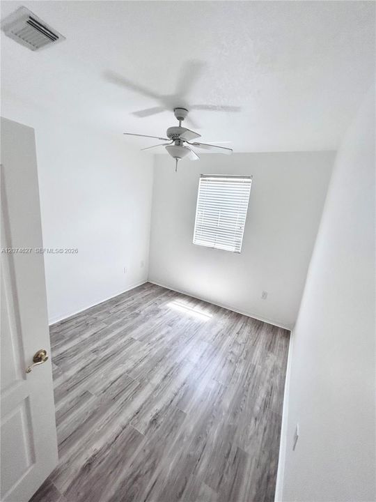 For Rent: $3,275 (3 beds, 2 baths, 1578 Square Feet)