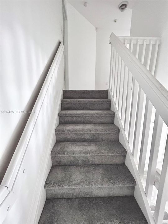 For Rent: $3,275 (3 beds, 2 baths, 1578 Square Feet)